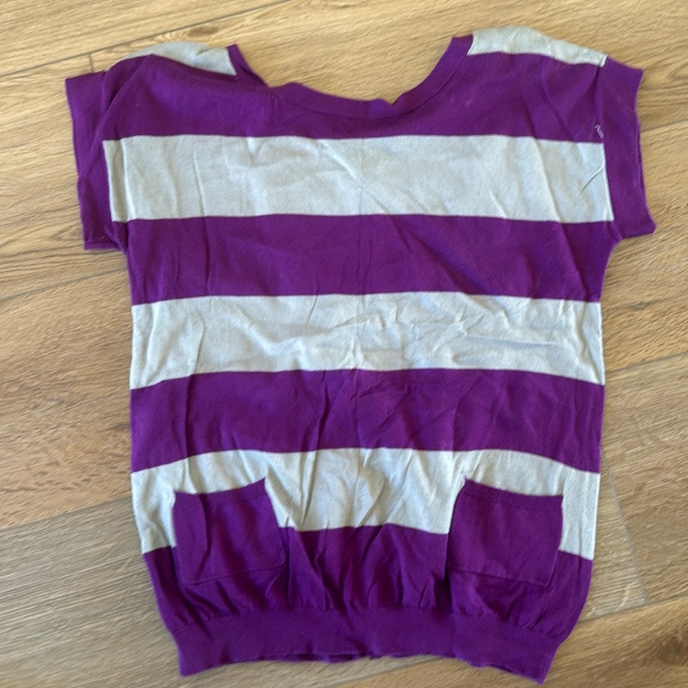 Purple and grey short sleeve sweater